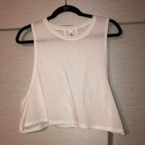 Lululemon cropped muscle workout tank